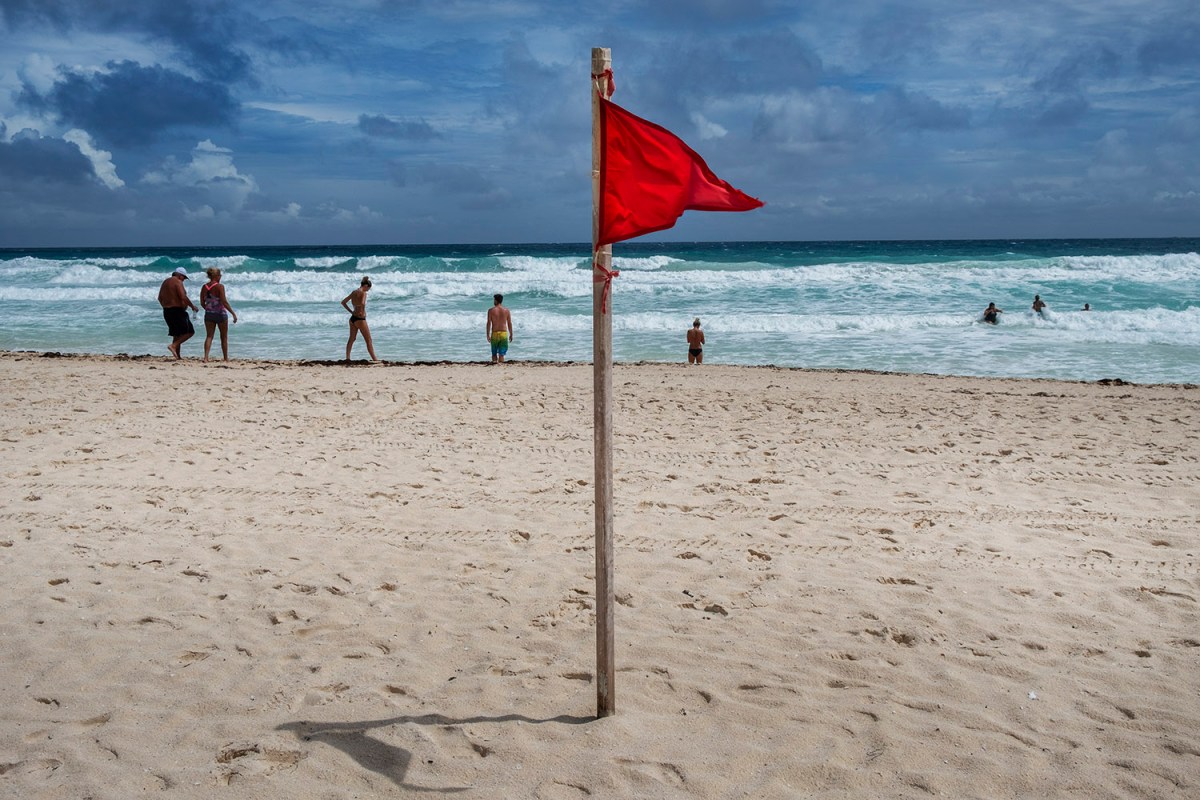 Mexico_Cancun_Hotel.beach_01
